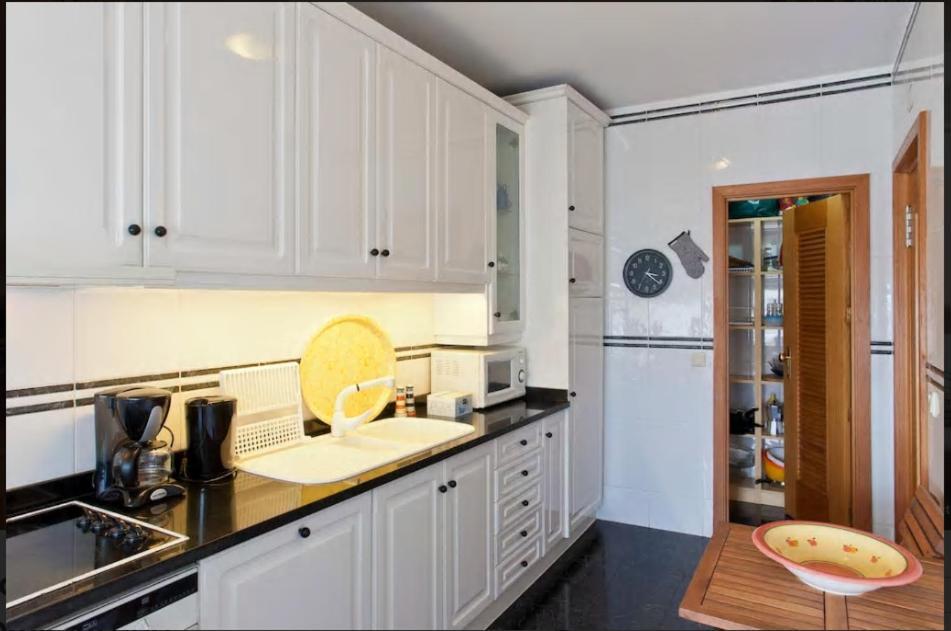 Aguda Beachfront Apartment מראה חיצוני תמונה